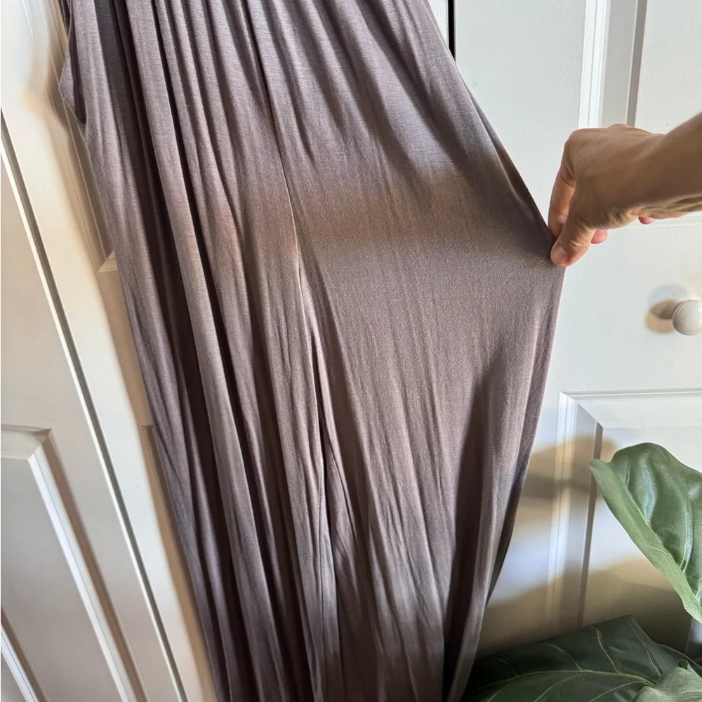 Reoria Jumpsuit Womens Medium taupe/mocha Wide Leg Strappy Back Soft Lounge